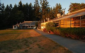 La Conner Camping Resort Beach Cabin 1